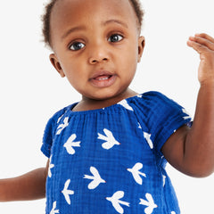 Clearance baby gauze 2-piece set in bluejays