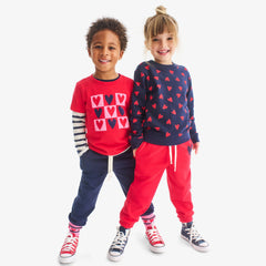 Kids sweatshirt in confetti hearts