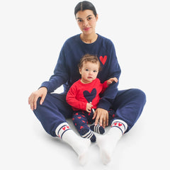 Adult heart athletic socks